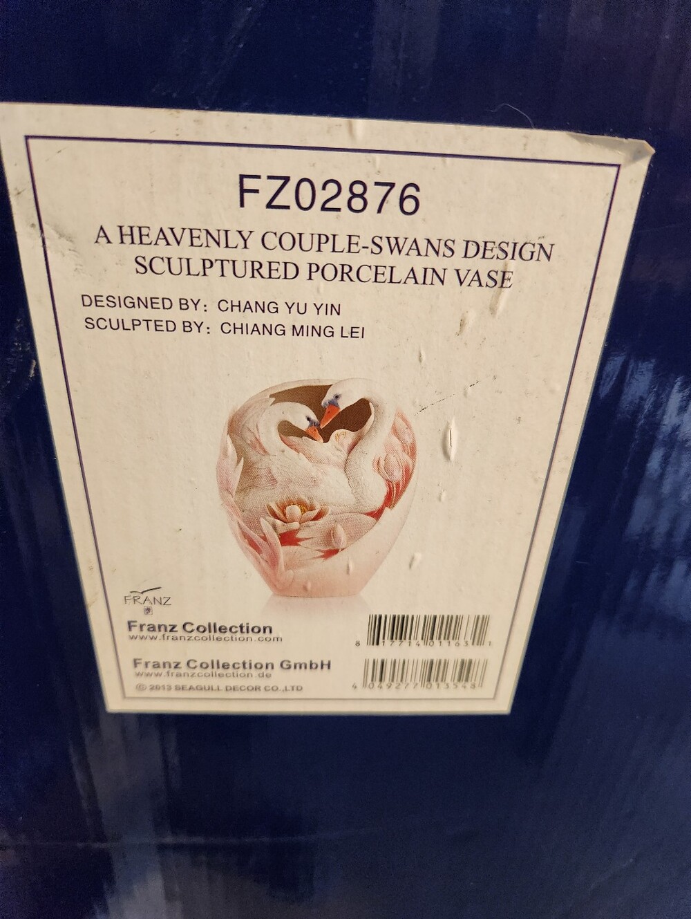 Franz Collection FZ02876 A Heavenly Couple" Monumental Swan Porcelain Vase -NIOB